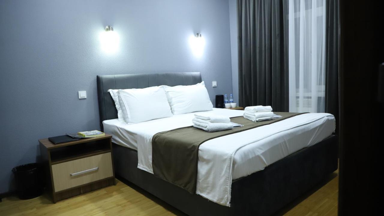 Grand Avenue Hotel Tasjkent Eksteriør billede