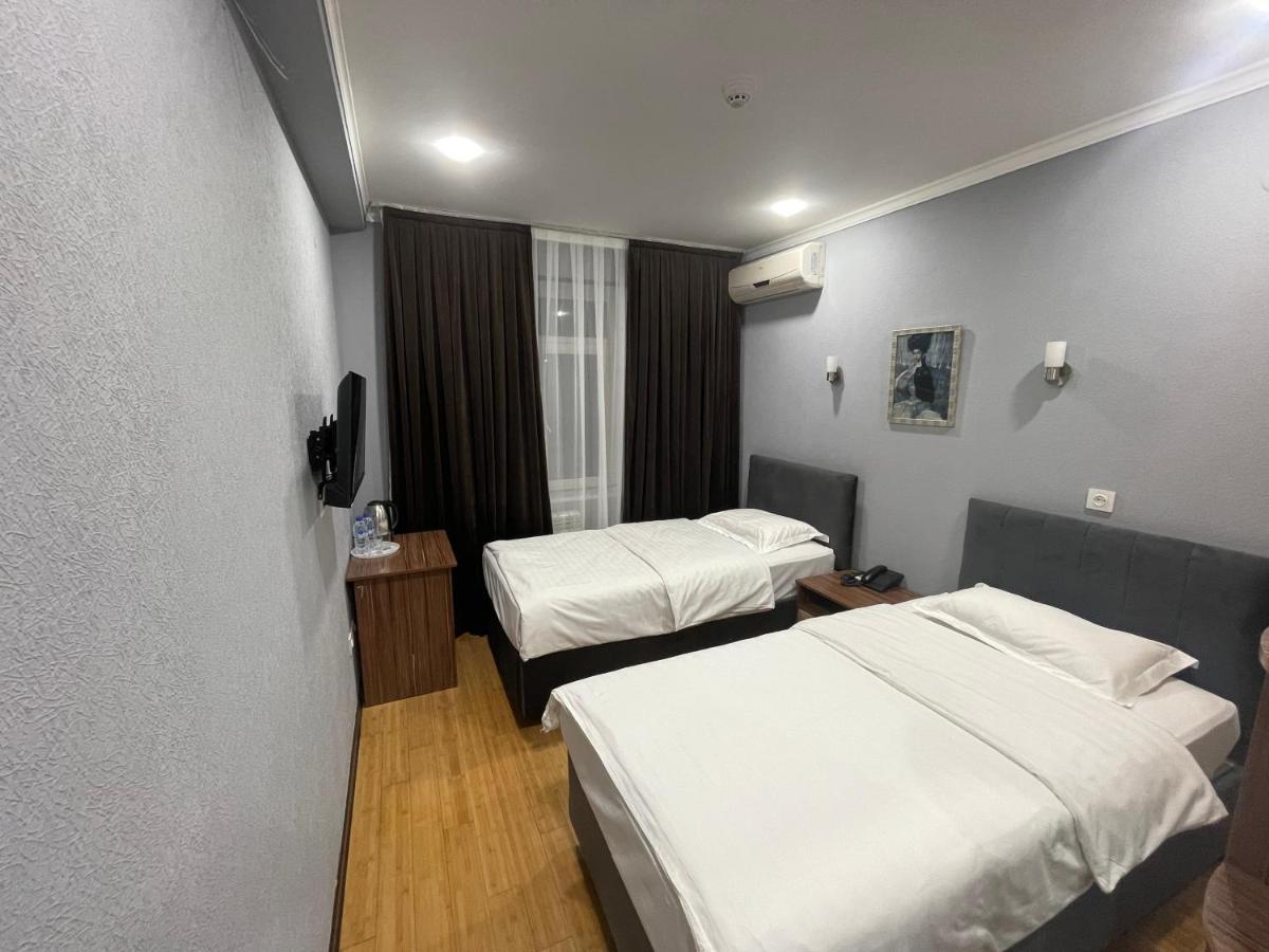 Grand Avenue Hotel Tasjkent Eksteriør billede