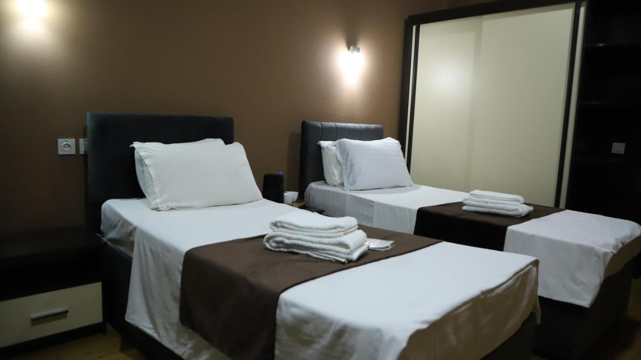 Grand Avenue Hotel Tasjkent Eksteriør billede